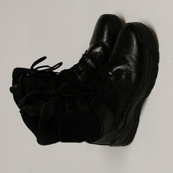 Tactical 5.11 Men's Black Boots - Picture 2 of 10